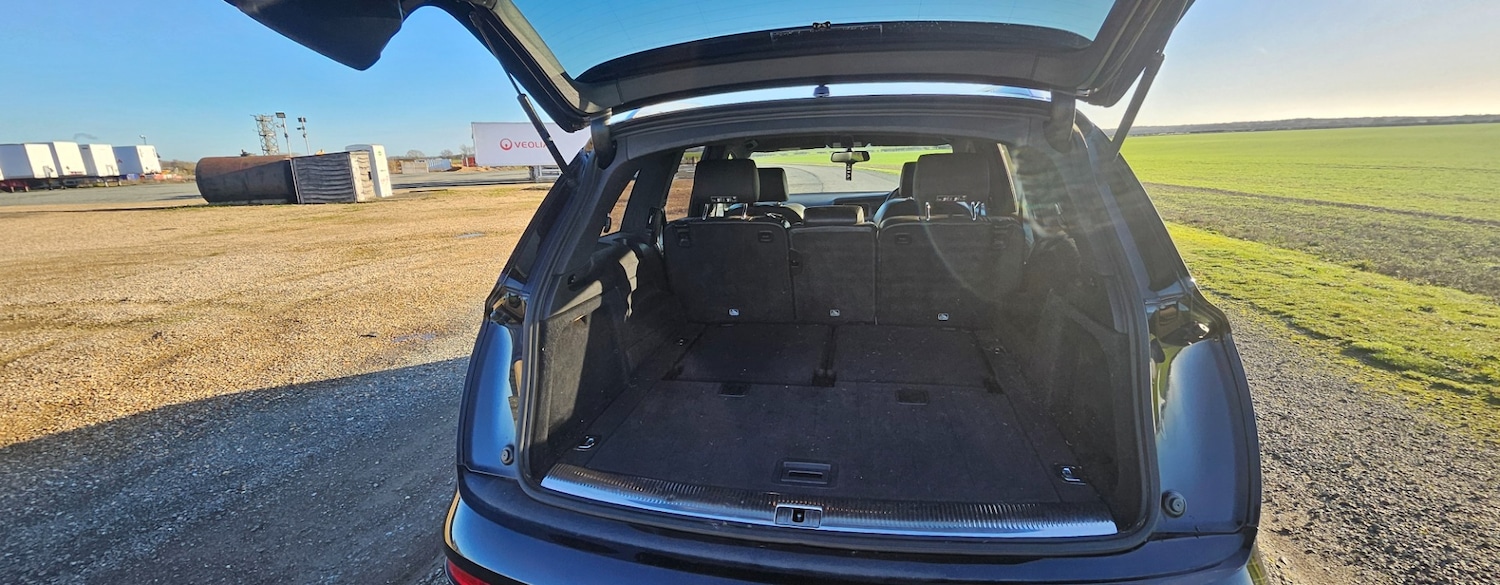 Used Audi Q7 2014 for sale - 76796613: Photo 8