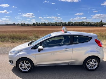 Used Ford Fiesta 2017 for sale - 79692977: Photo