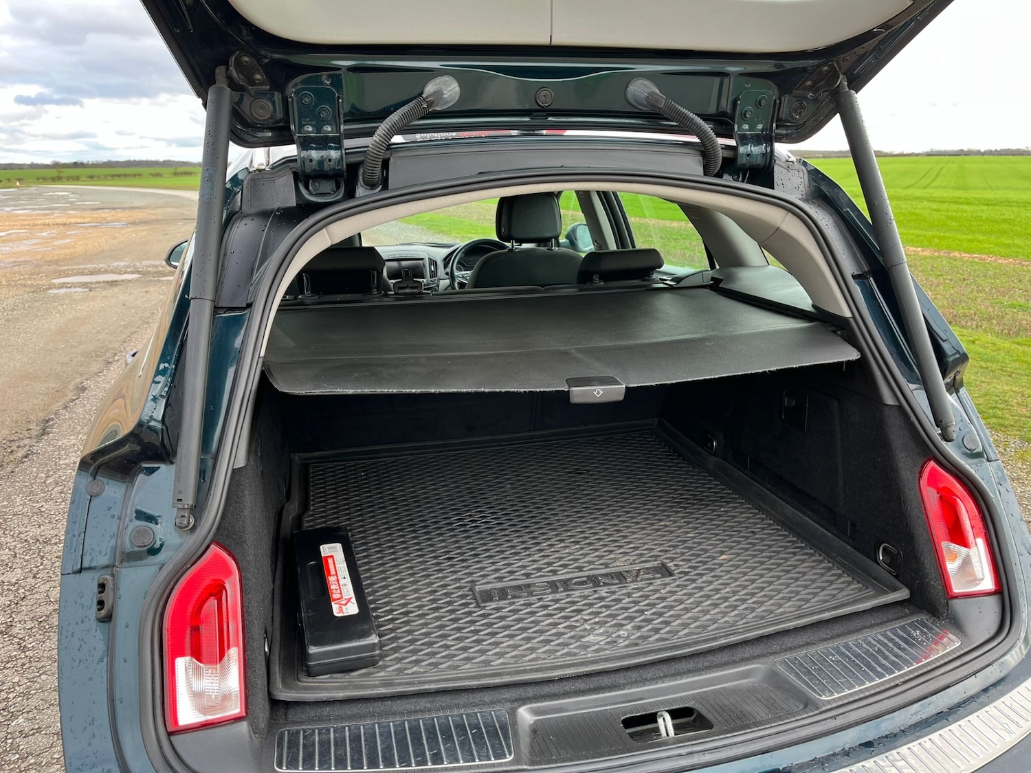 Used Vauxhall Insignia 2014 for sale - 77702817: Photo 10