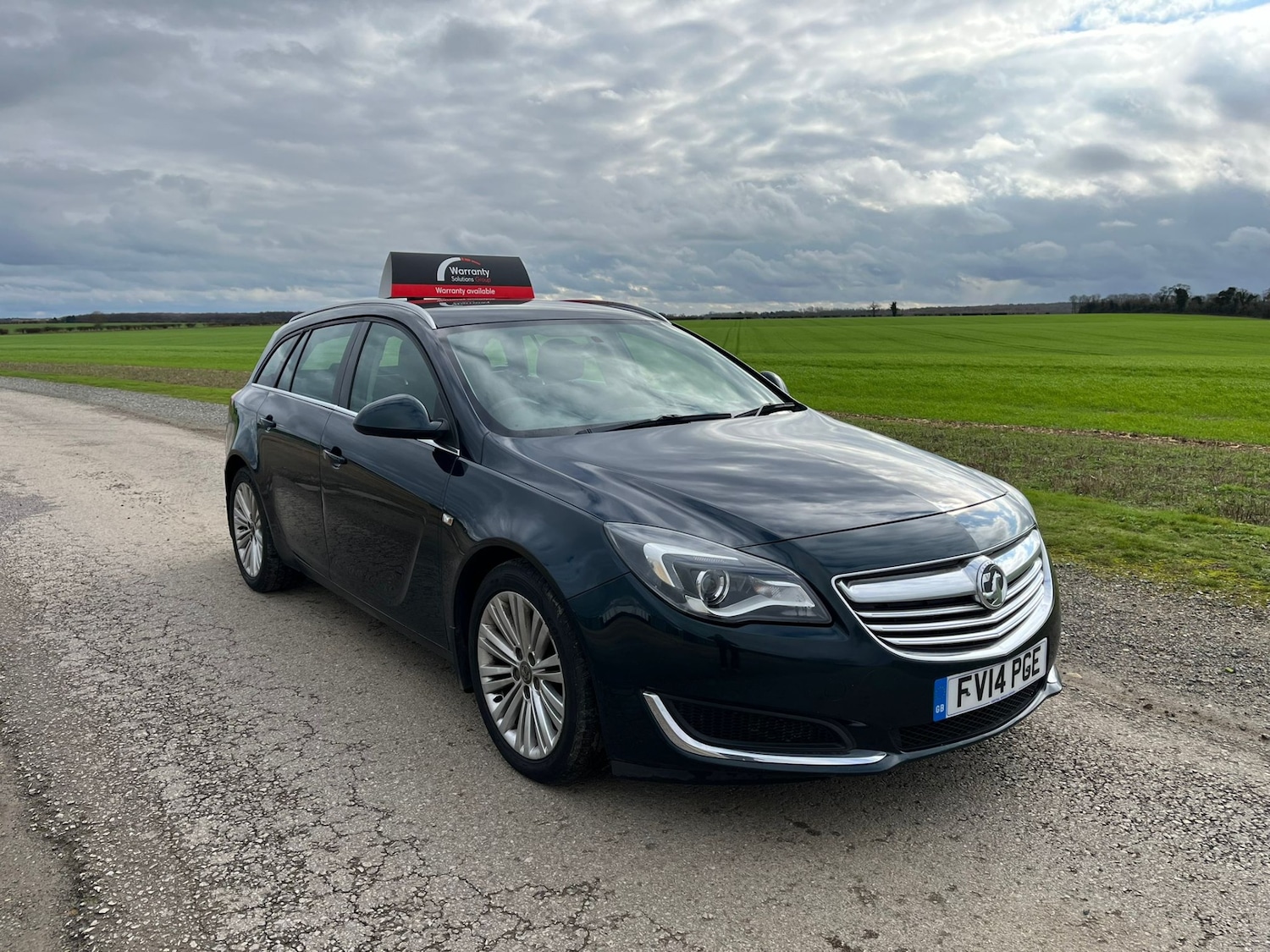 Used Vauxhall Insignia 2014 for sale - 77702817: Photo 3