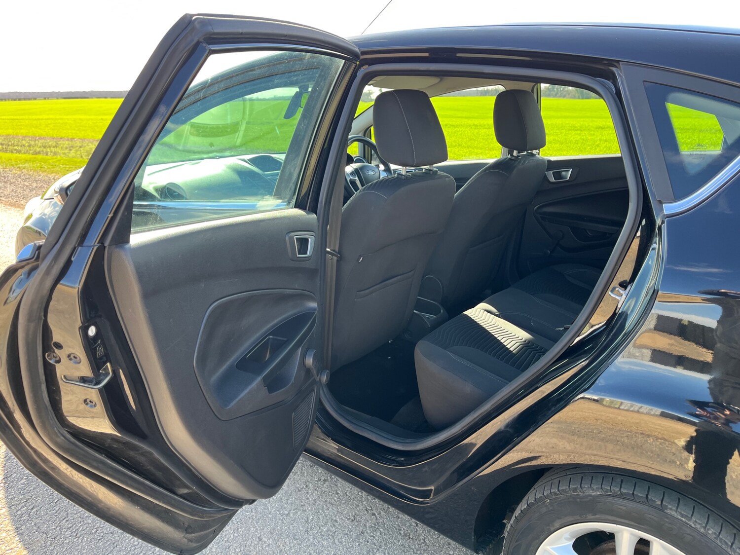 Used Ford Fiesta 2014 for sale - 77844862: Photo 11