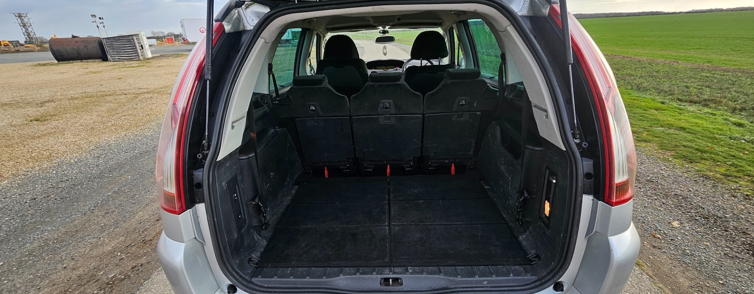 Used Citroen C4 Grand Picasso 2010 for sale - 76625017: Photo 10