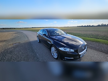 Used Jaguar XJ 2012 for sale - 76037287: Photo