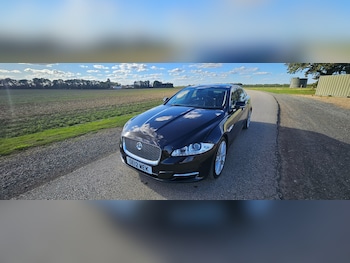 Used Jaguar XJ 2012 for sale - 76037287: Photo