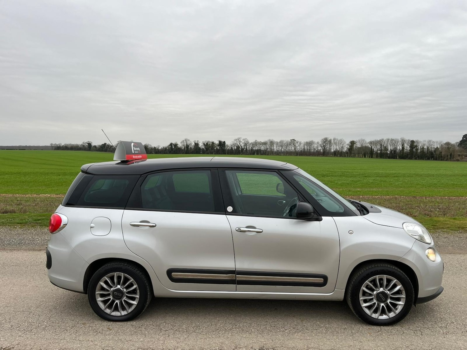 Used Fiat 500L 2014 for sale - 77651088: Photo 3