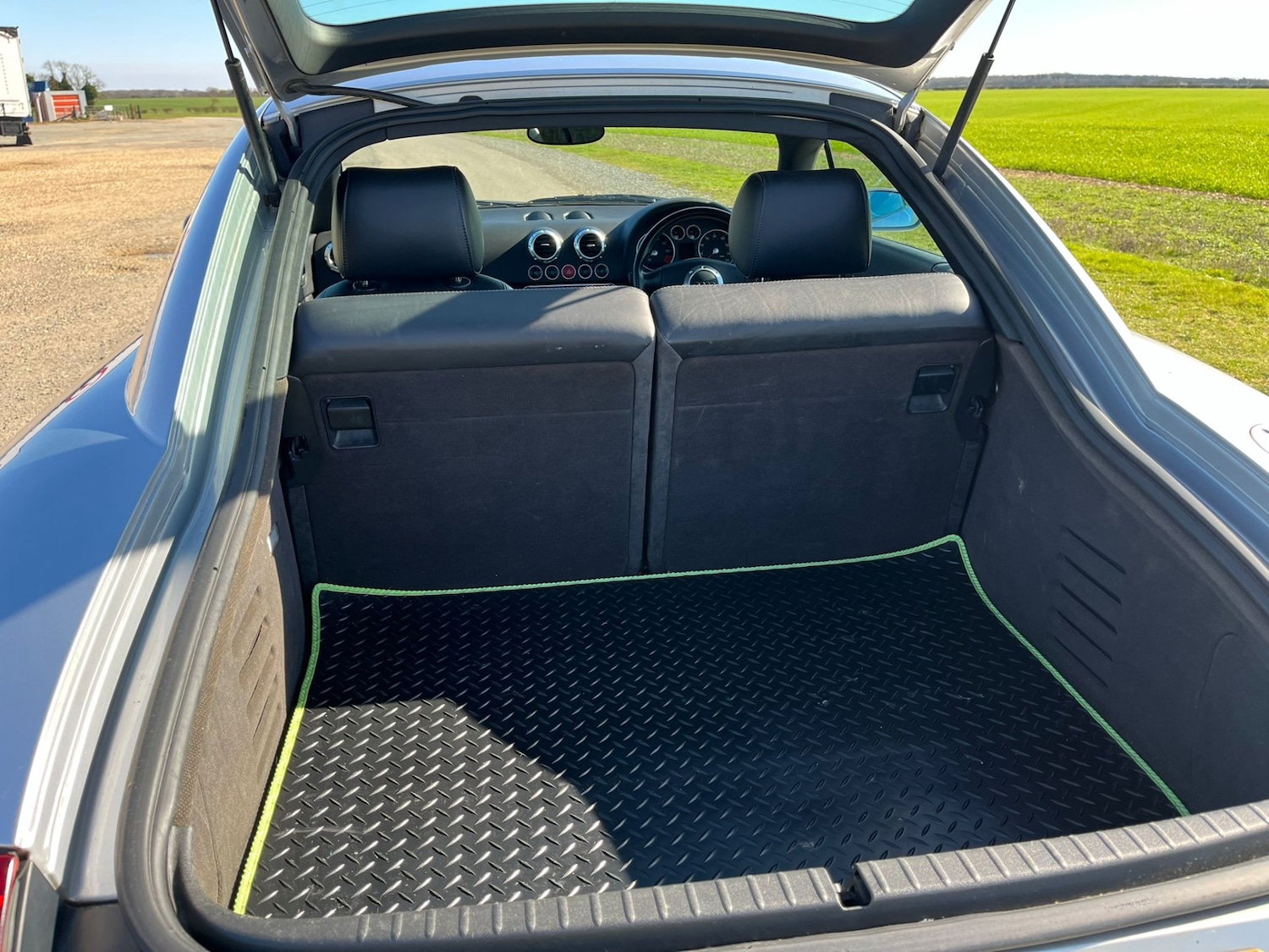 Used Audi TT 2001 for sale - 77981137: Photo 11