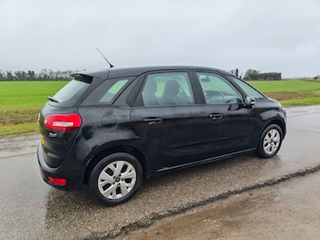 Used Citroen C4 Picasso 2016 for sale - 77274160: Photo