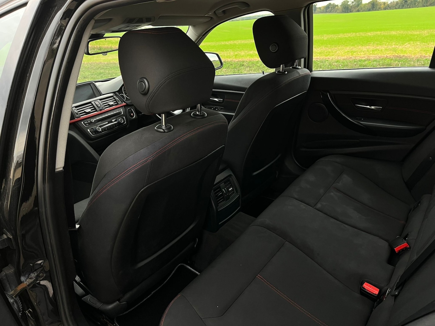 Used BMW 3 Series 2012 for sale - 76319242: Photo 12