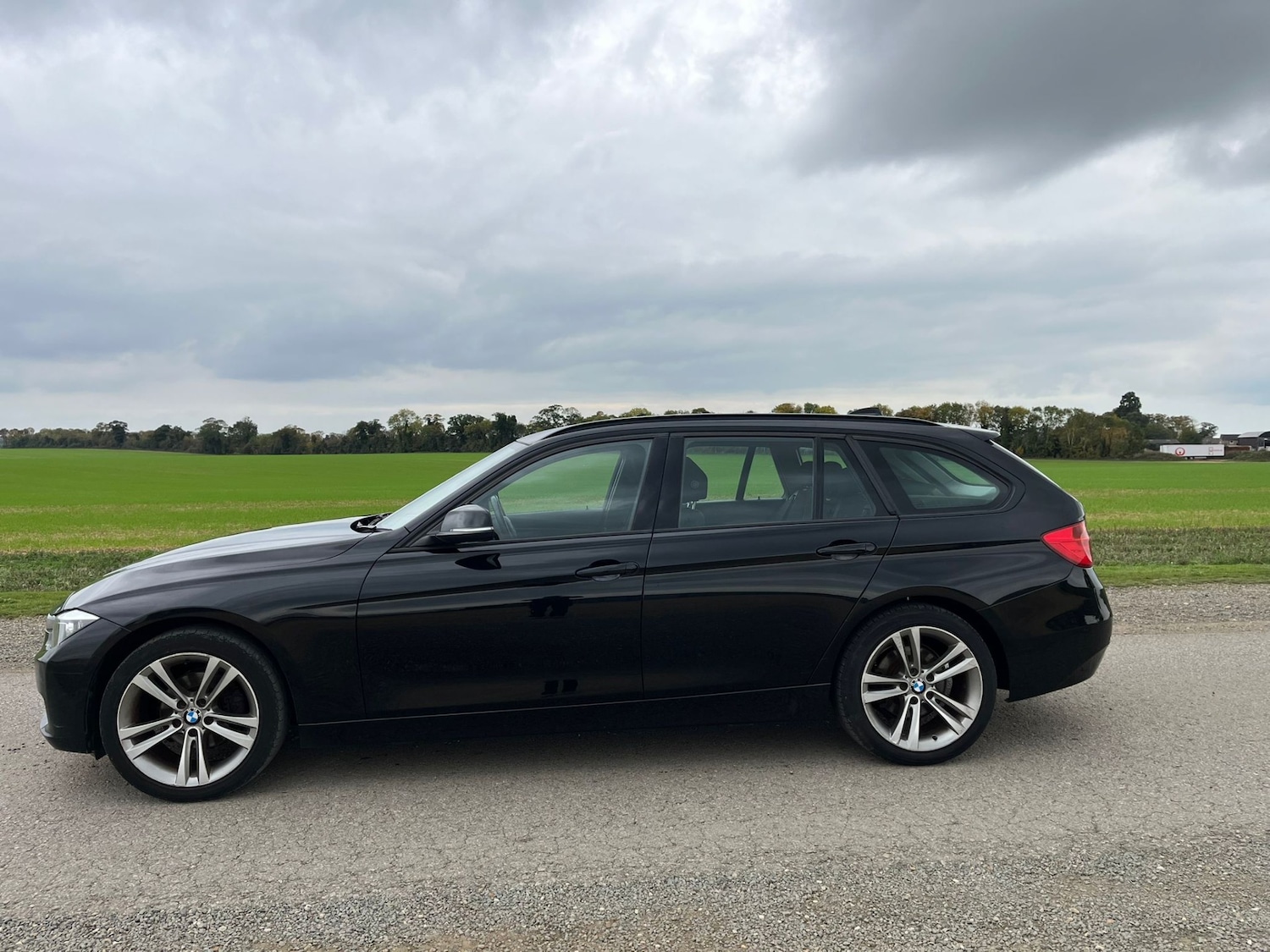 Used BMW 3 Series 2012 for sale - 76319242: Photo 17