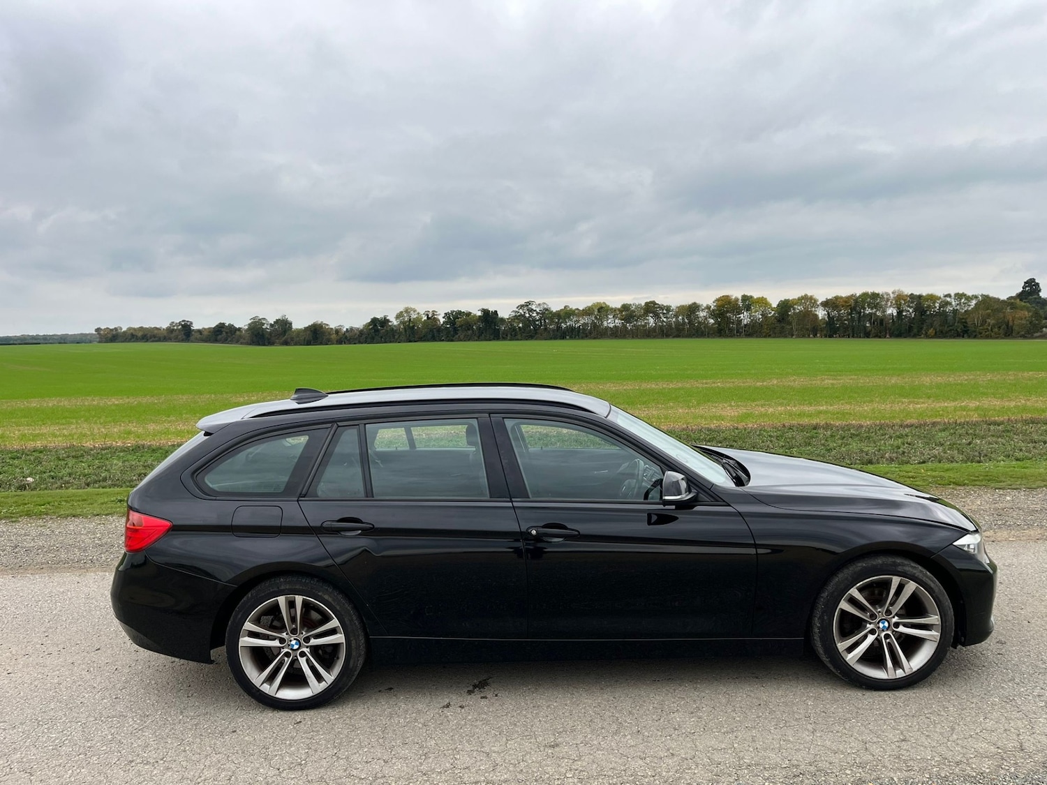 Used BMW 3 Series 2012 for sale - 76319242: Photo 3