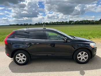 Used Volvo XC60 2011 for sale - 78667646: Photo