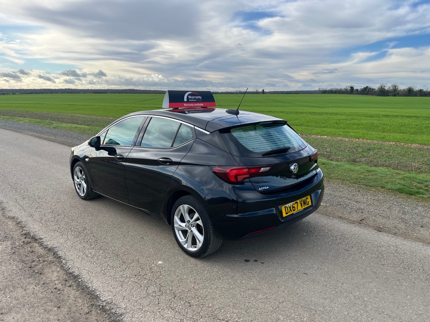 Used Vauxhall Astra 2017 for sale - 77833610: Photo 3