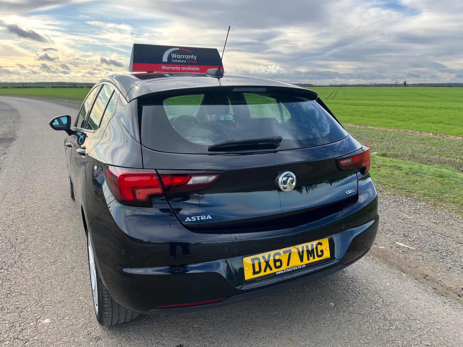 Used Vauxhall Astra 2017 for sale - 77833610: Photo 4