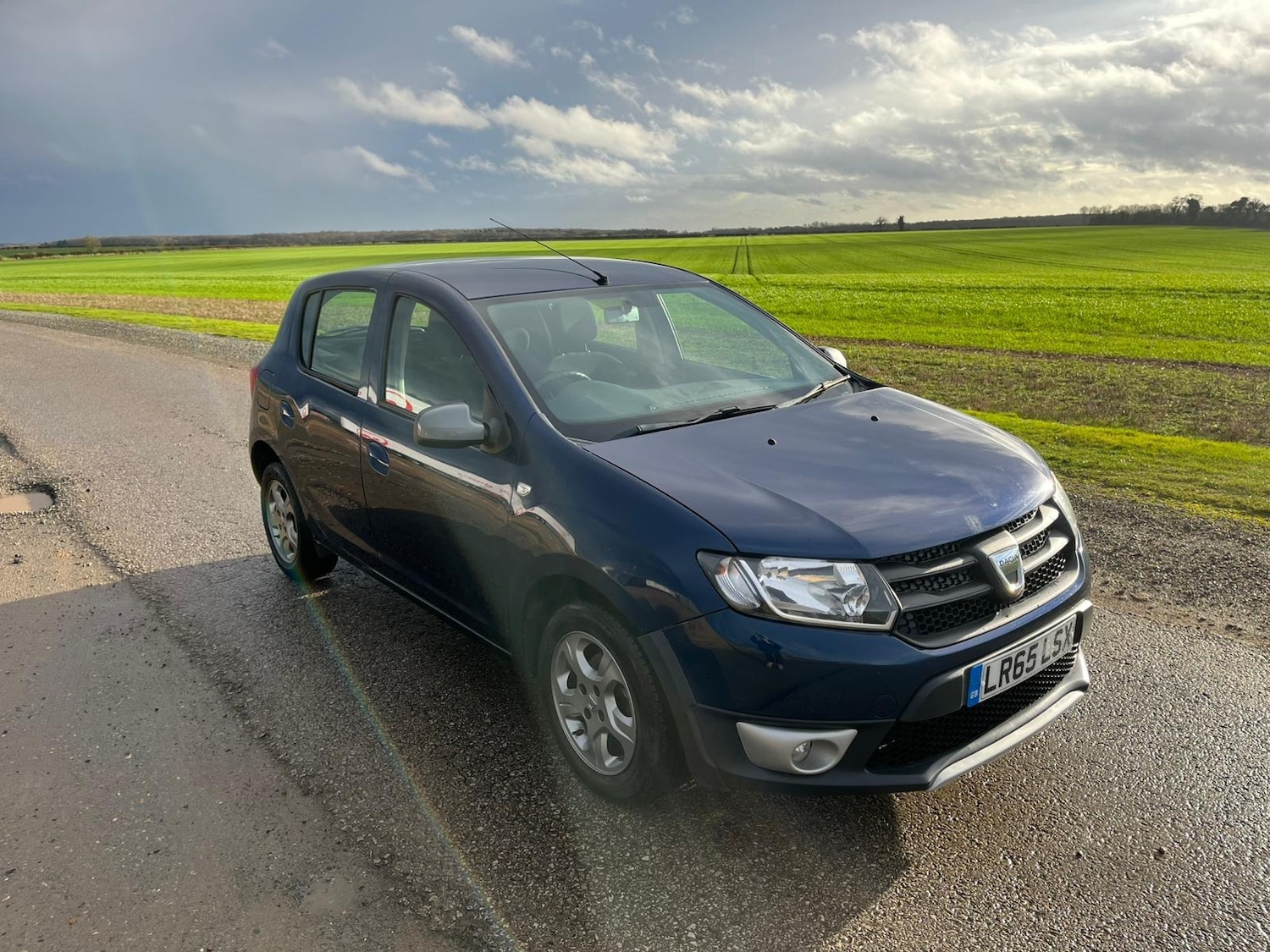 Used Dacia Sandero 2015 for sale - 77651496: Photo 18