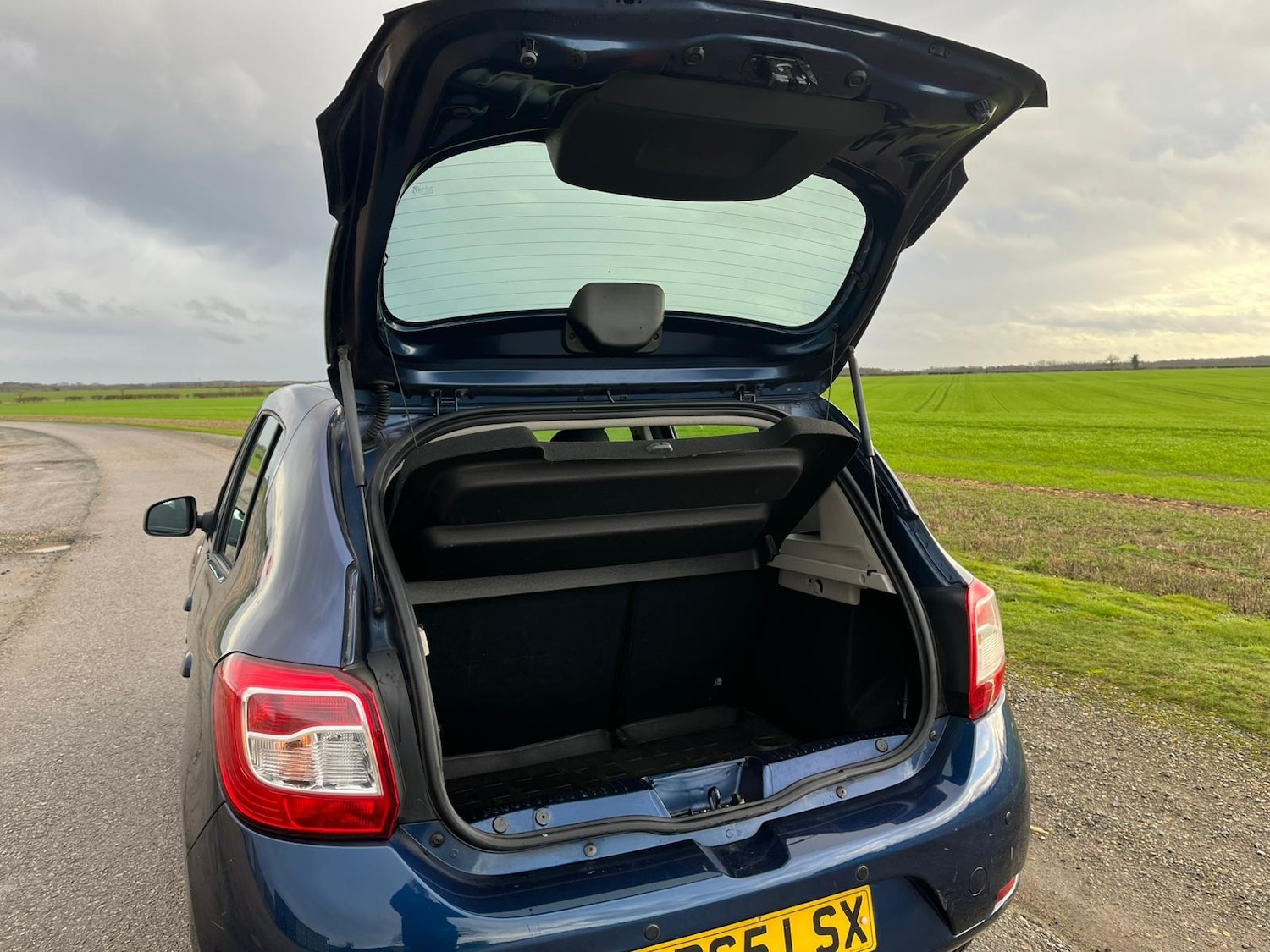 Used Dacia Sandero 2015 for sale - 77651496: Photo 7