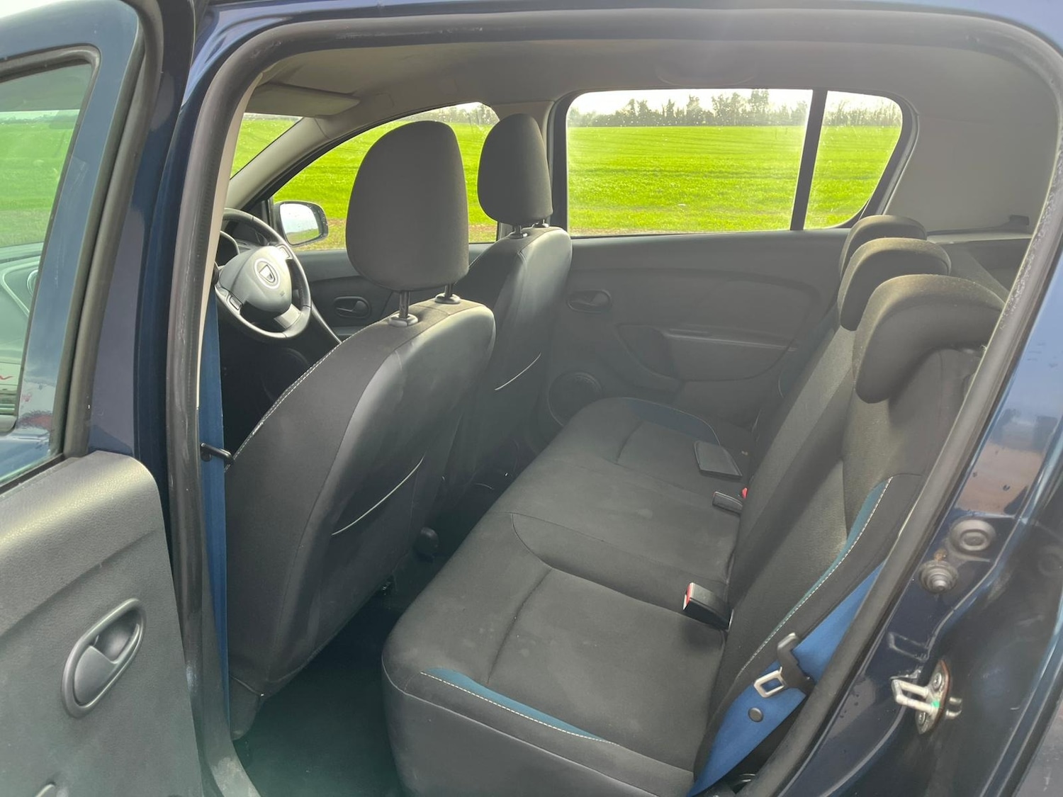 Used Dacia Sandero 2015 for sale - 77651496: Photo 8