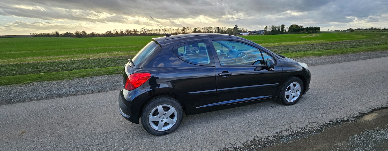 Used Peugeot 207 2009 for sale - 76393909: Photo 12