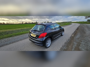 2009 (09) - 1.4 Verve 3dr