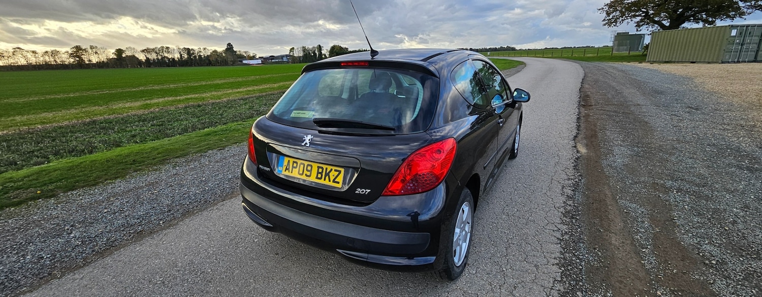 Used Peugeot 207 2009 for sale - 76393909: Photo 3