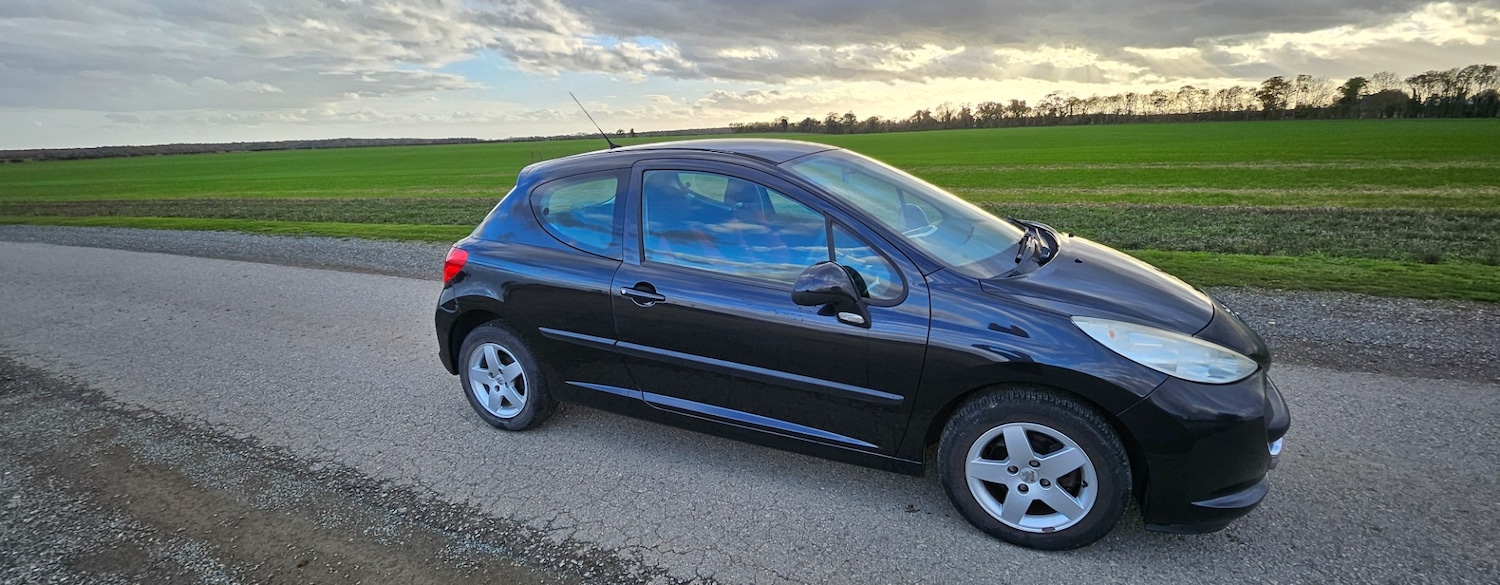 Used Peugeot 207 2009 for sale - 76393909: Photo 6