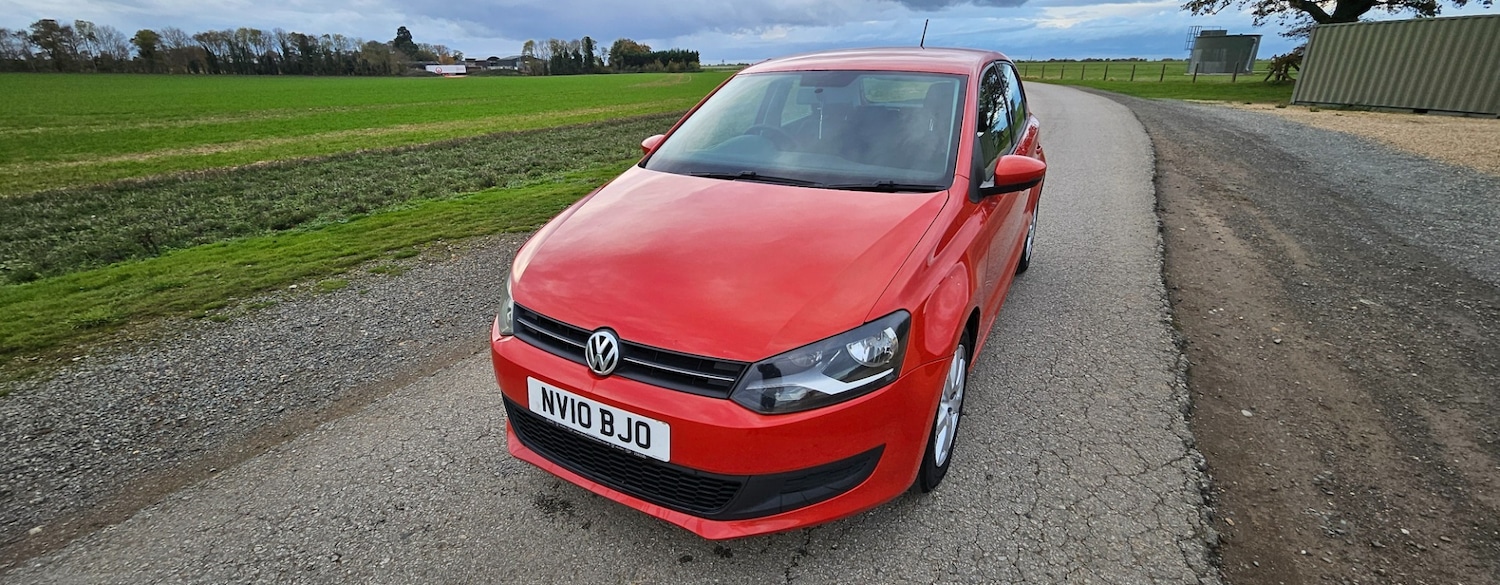 Used Volkswagen Polo 2010 for sale - 76444354: Photo 1