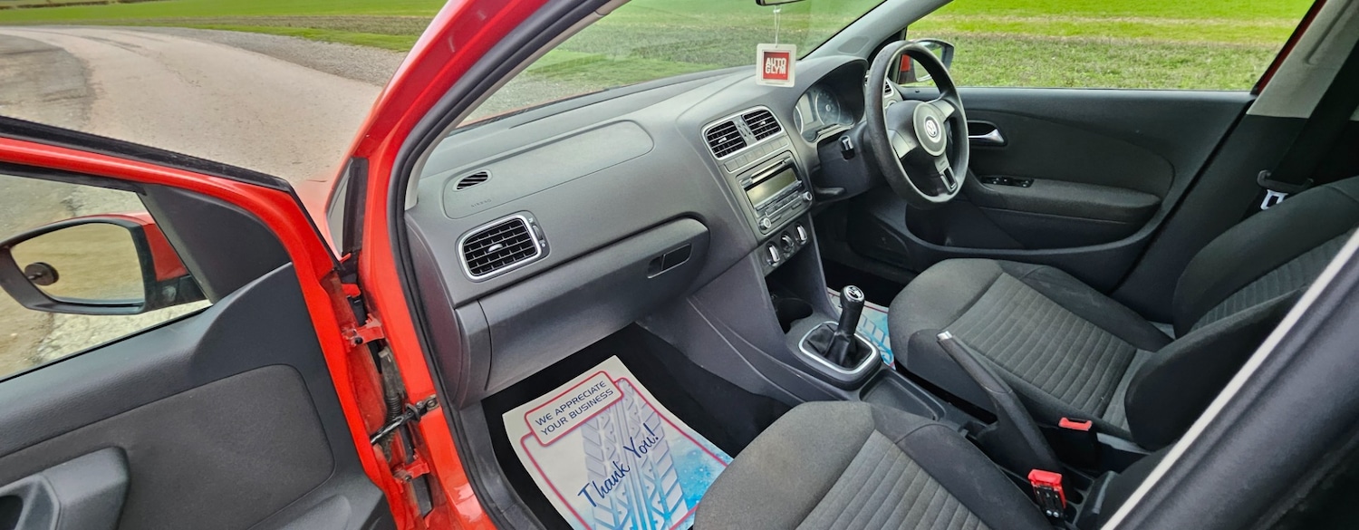 Used Volkswagen Polo 2010 for sale - 76444354: Photo 10