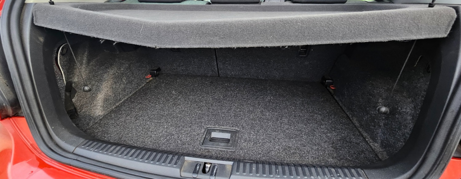 Used Volkswagen Polo 2010 for sale - 76444354: Photo 12