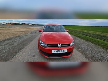Used Volkswagen Polo 2010 for sale - 76444354: Photo