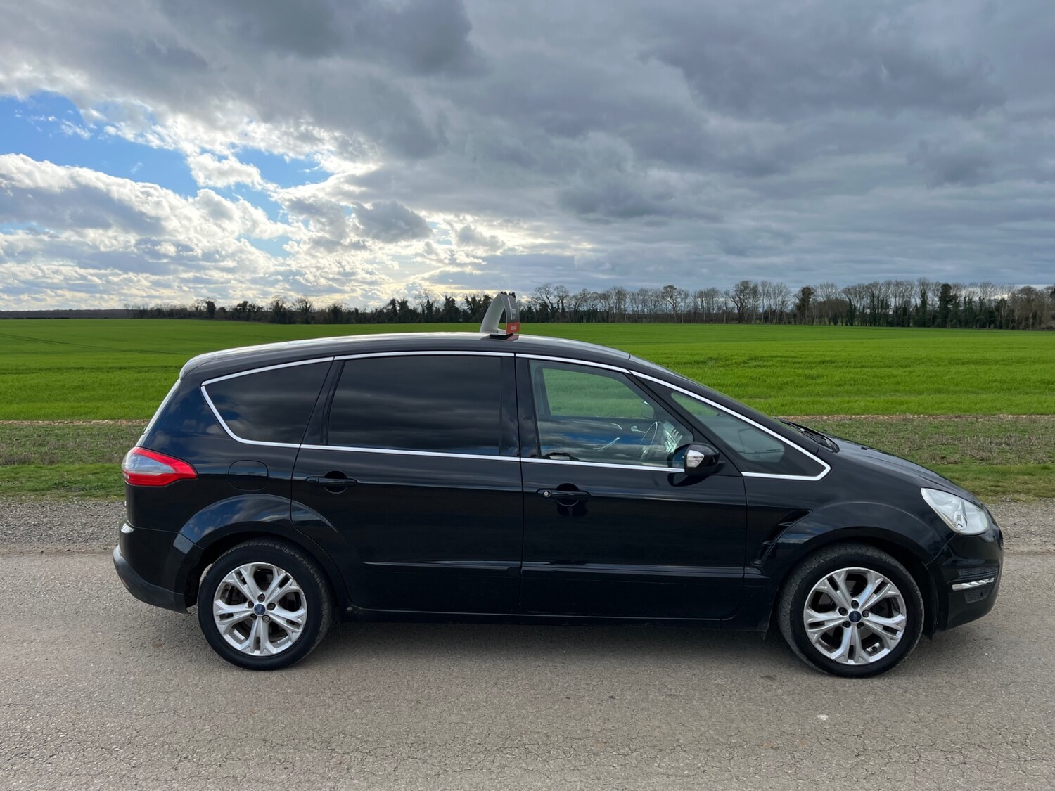 Used Ford S-Max 2013 for sale - 77845068: Photo 15