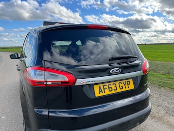 Used Ford S-Max 2013 for sale - 77845068: Photo