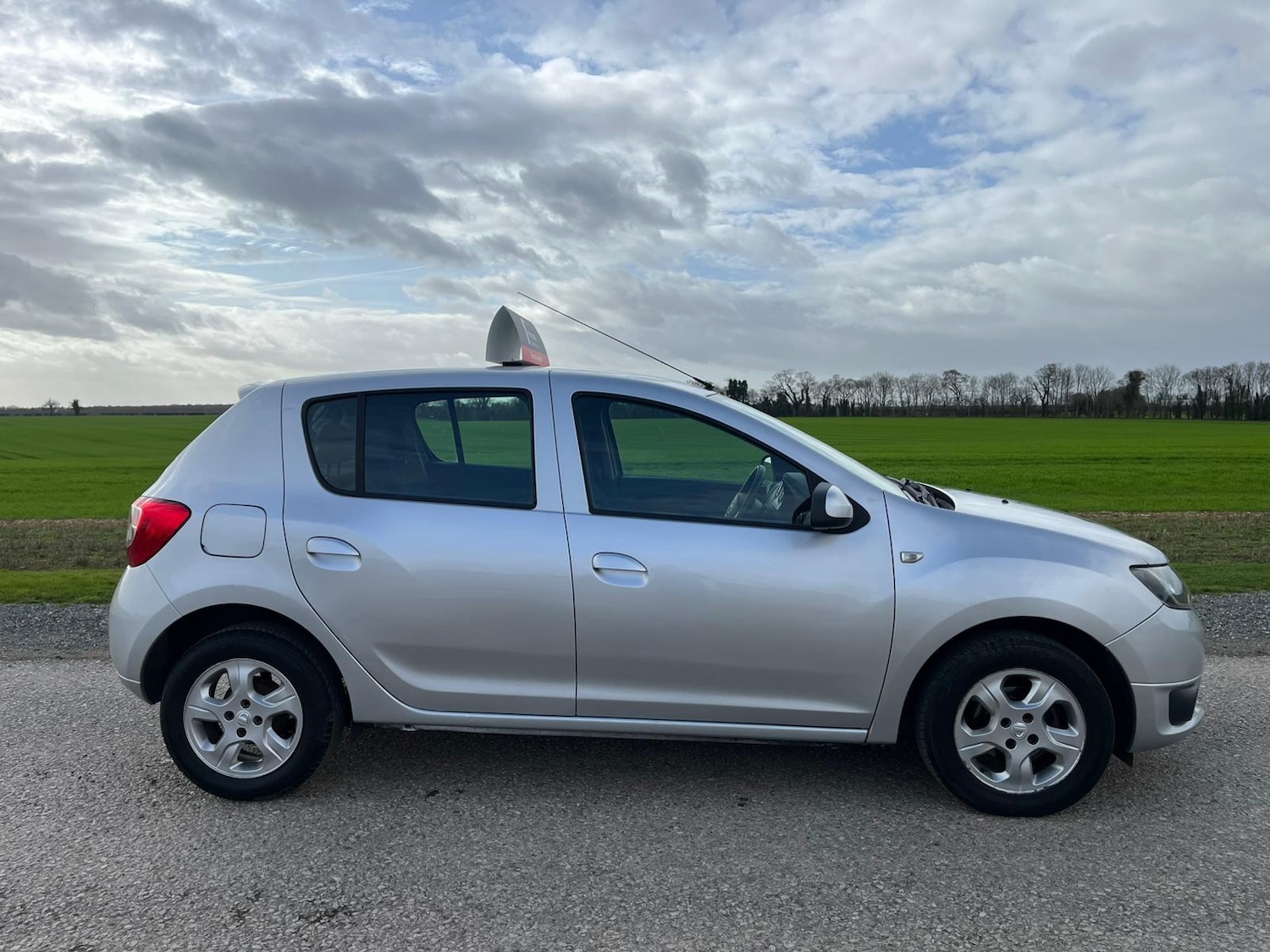 Used Dacia Sandero 2013 for sale - 77650766: Photo 15
