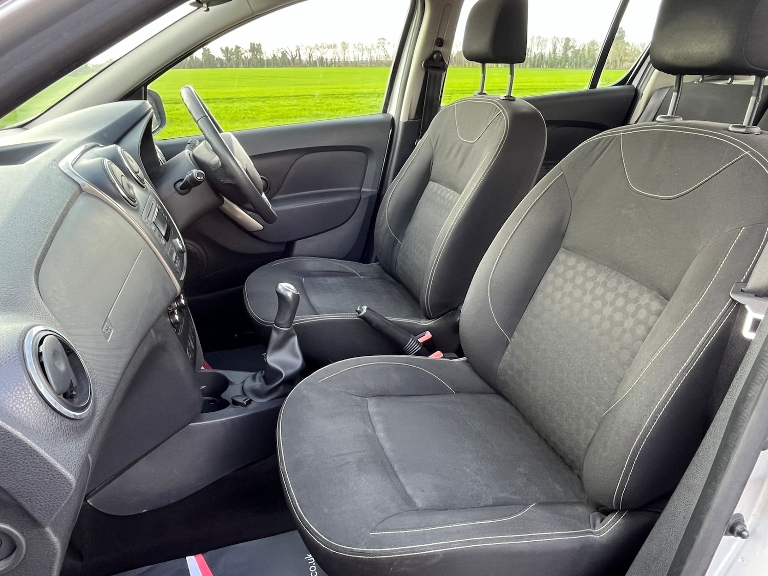 Used Dacia Sandero 2013 for sale - 77650766: Photo 24