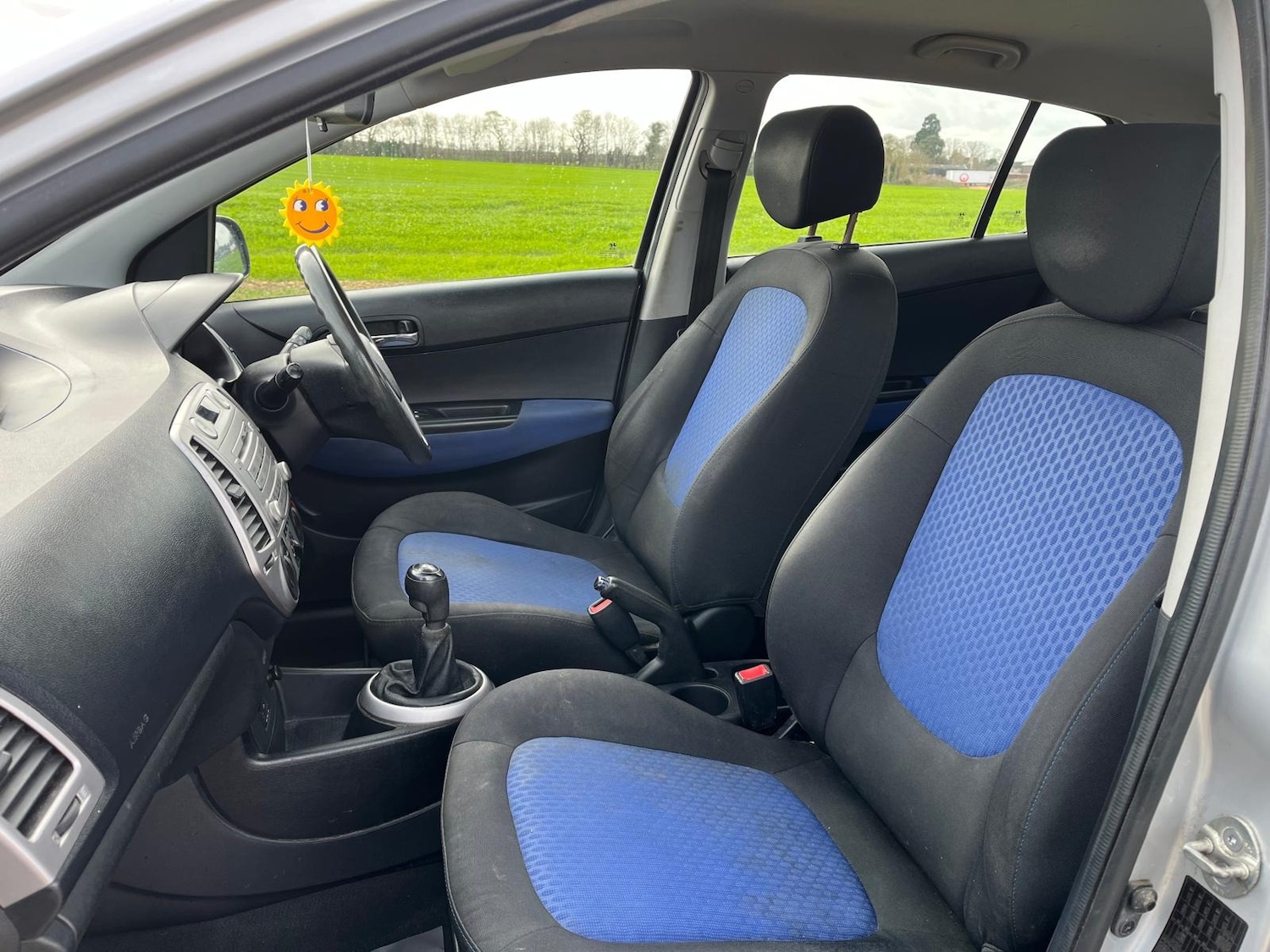 Used Hyundai i20 2010 for sale - 77902931: Photo 21