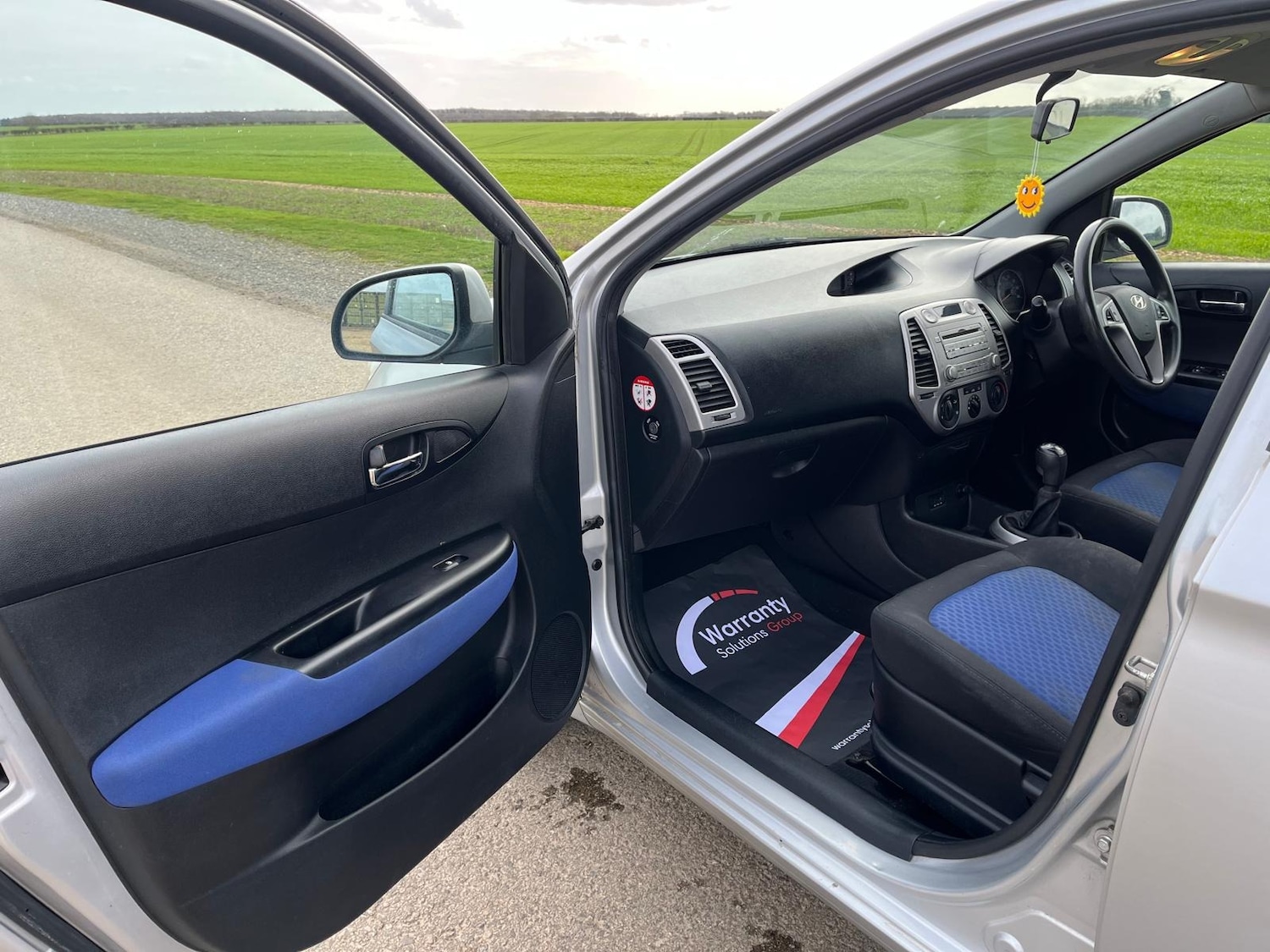 Used Hyundai i20 2010 for sale - 77902931: Photo 9