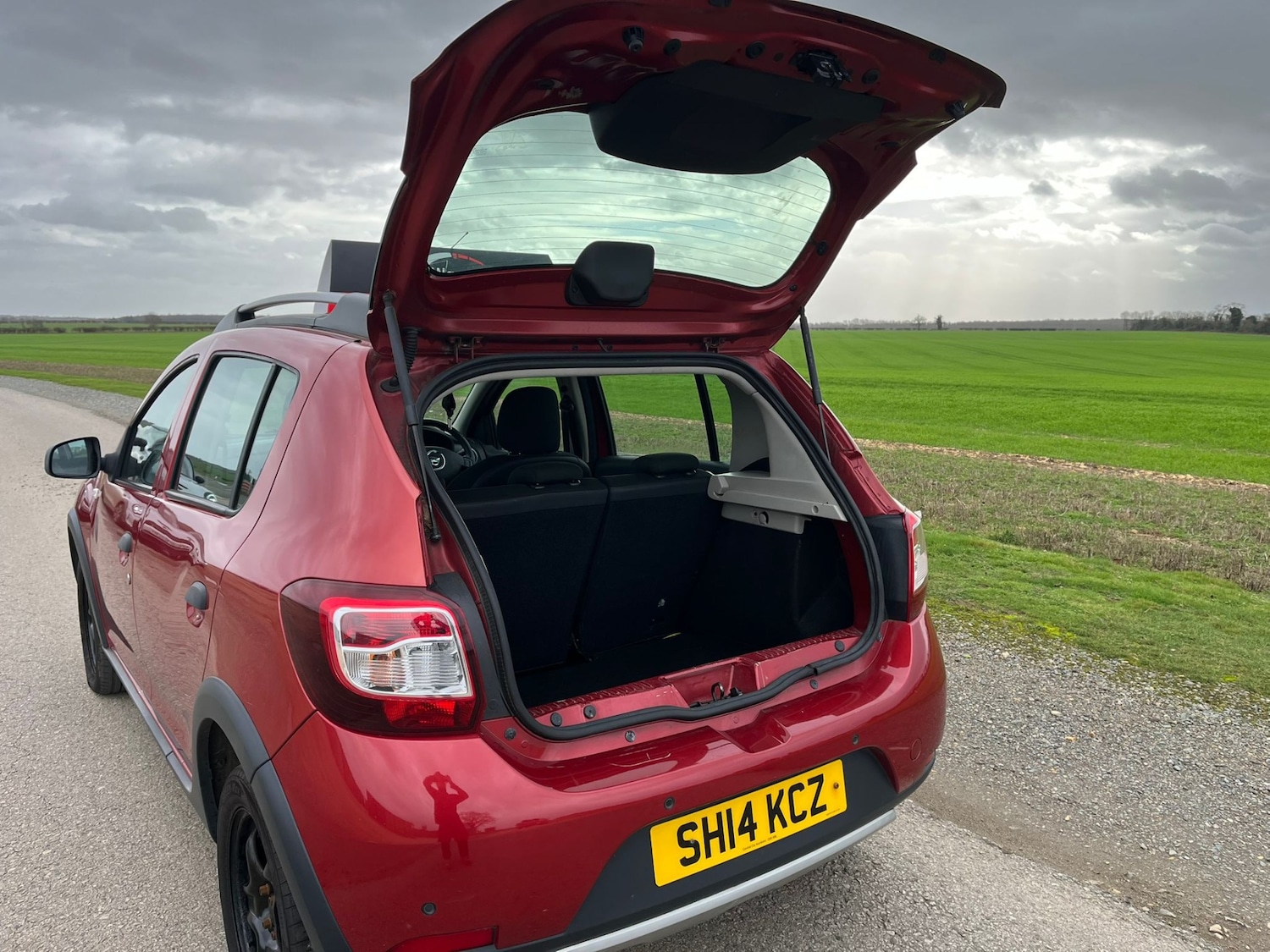 Used Dacia Sandero Stepway 2014 for sale - 77650569: Photo 11