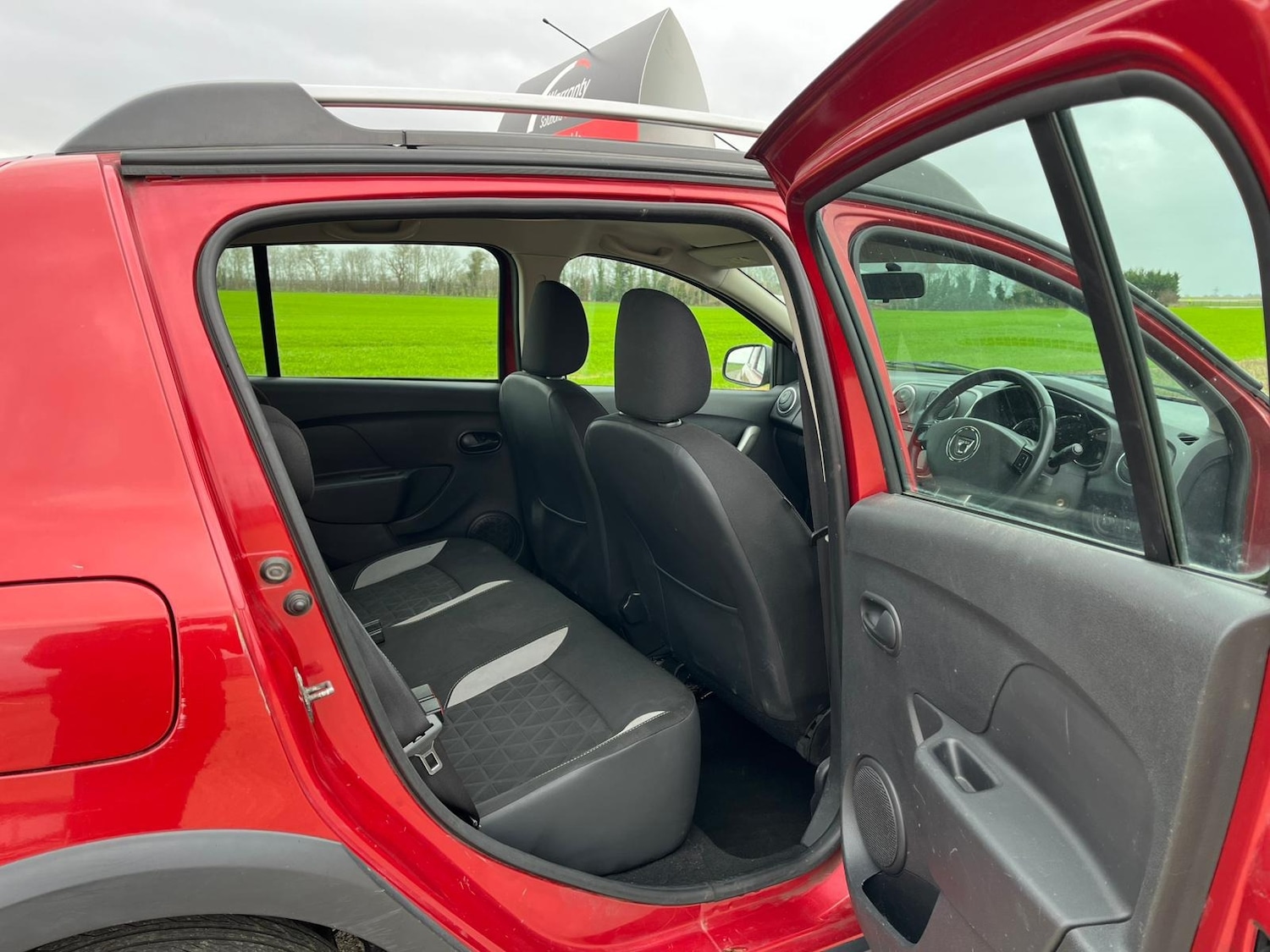 Used Dacia Sandero Stepway 2014 for sale - 77650569: Photo 31