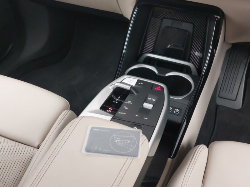 Used BMW iX1 2025 for sale - 77573436: Photo 10