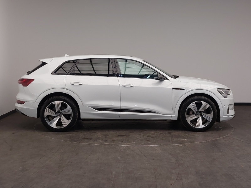 Used Audi e-tron 2020 for sale - 78147457: Photo 2