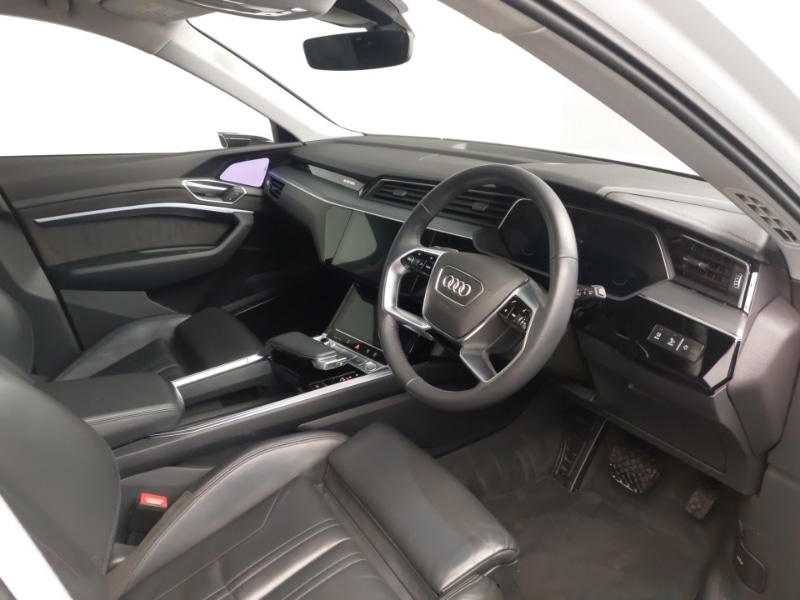 Used Audi e-tron 2020 for sale - 78147457: Photo 6