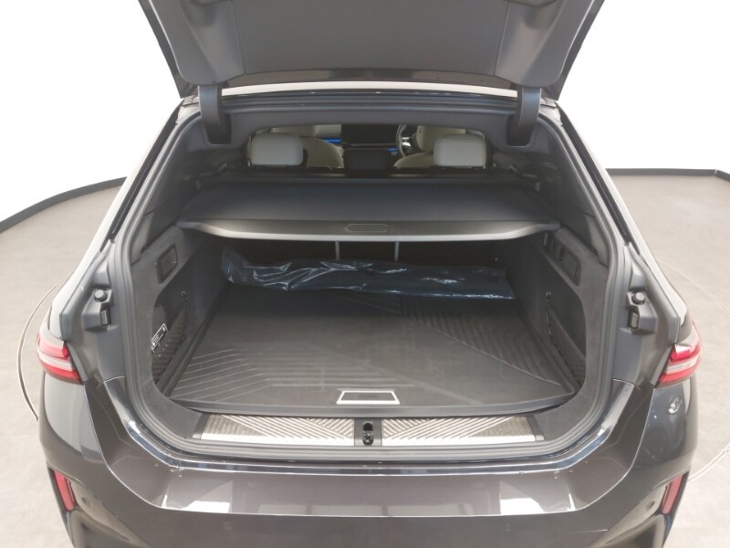 Used BMW 5 Series 2025 for sale - 76537197: Photo 13