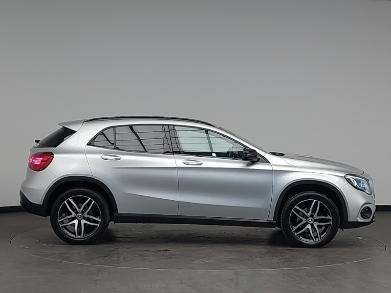 Used Mercedes-Benz GLA 2019 for sale - 77035175: Photo 2
