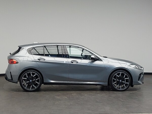 Used BMW 1 Series 2025 for sale - 76221356: Photo 1