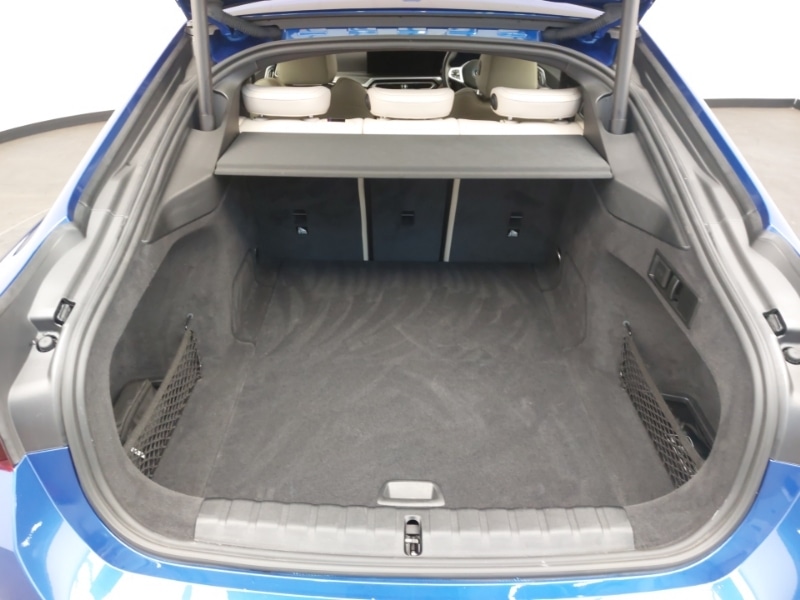 Used BMW i4 2022 for sale - 77682634: Photo 13