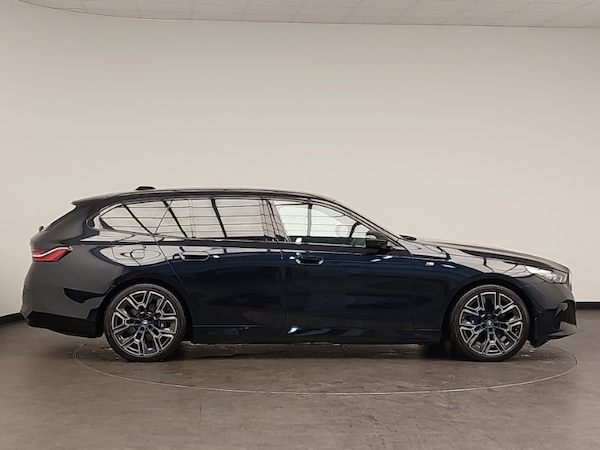 Used BMW i5 2025 for sale - 76275807: Photo 2