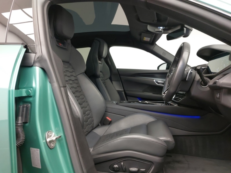 Used Audi RS e-tron GT 2022 for sale - 76054383: Photo 11