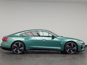 Used Audi RS e-tron GT 2022 for sale - 76054383: Photo