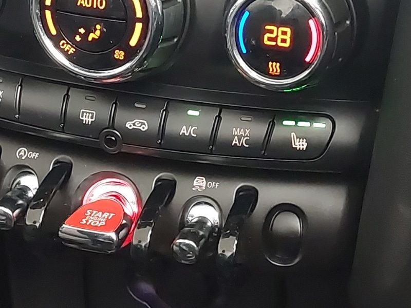 Used MINI Convertible 2022 for sale - 76408304: Photo 18