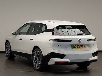 Used BMW iX 2023 for sale - 76275822: Photo 3