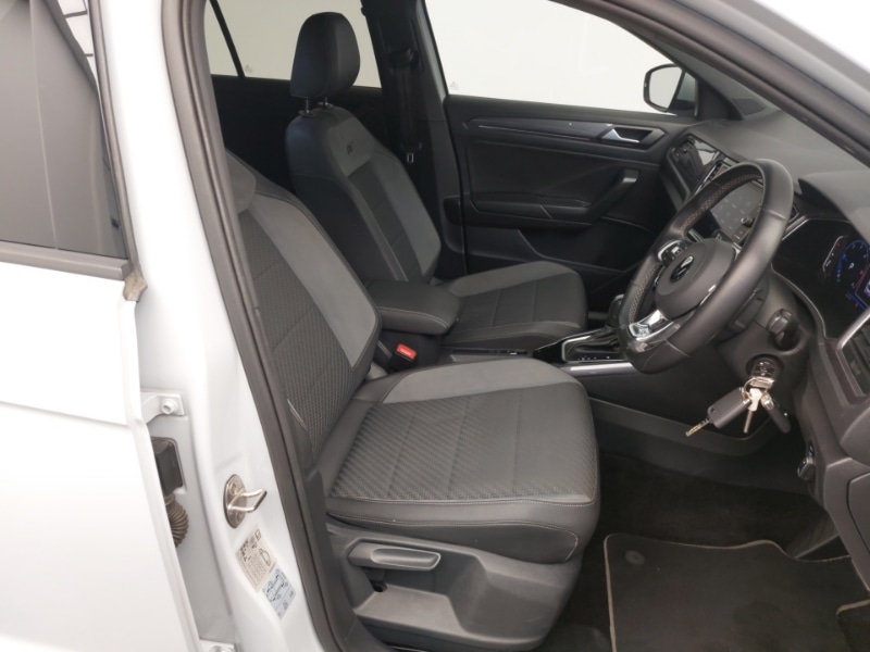 Used Volkswagen T-Roc 2021 for sale - 76629332: Photo 11