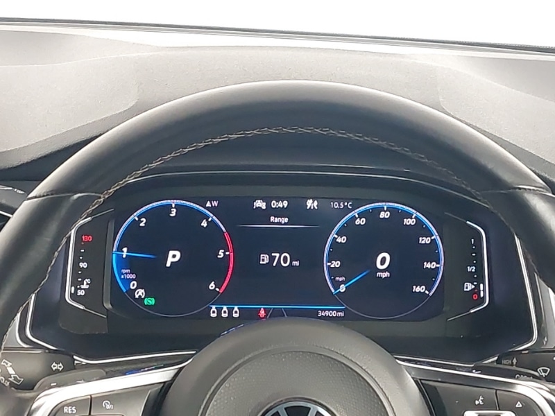 Used Volkswagen T-Roc 2021 for sale - 76629332: Photo 9